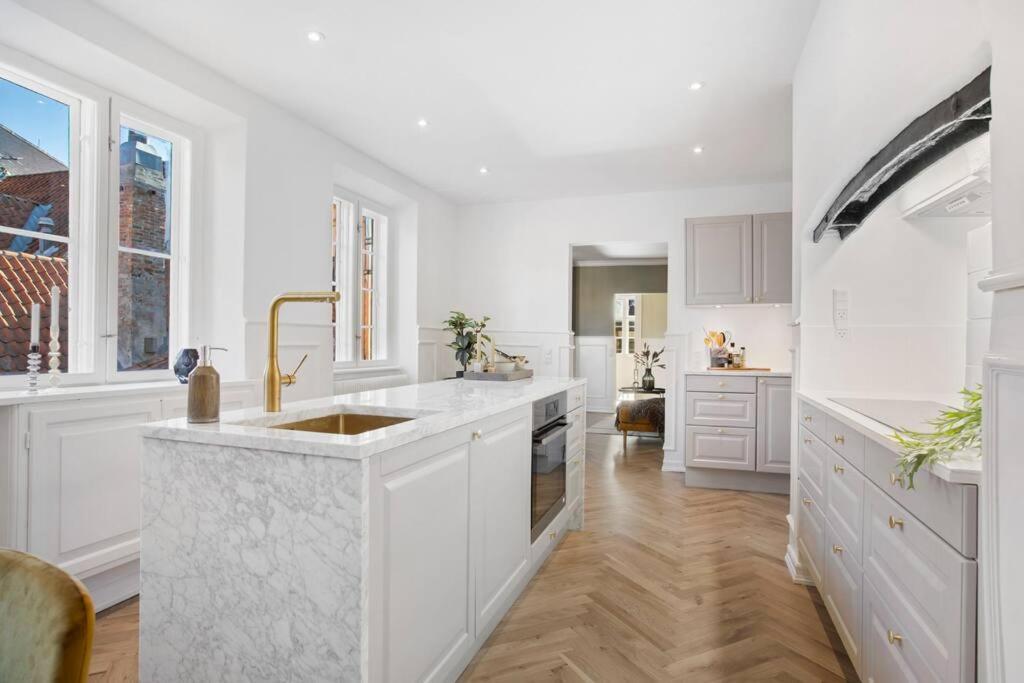 Amazing In The Center Of Appartement
