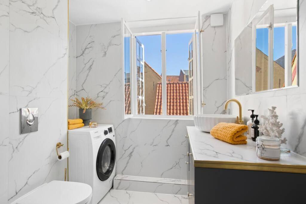 Amazing In The Center Of Appartement *